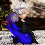 Figura Pop Jujutsu Kaisen Satoru Gojo – Figura Anime de Colección 10 cm PVC