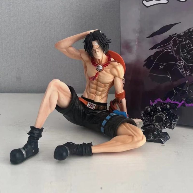 Figura One Piece Portgas D. Ace 12 cm – Pose Sentada Relajada PVC - Imagen 2